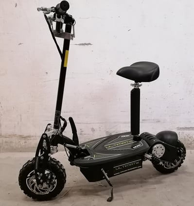 Bazar - Elektrická koloběžka Ultimate CSB 1000W Rider černá