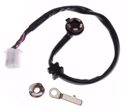 Snímač rychlostí (5 kabelů) typ2